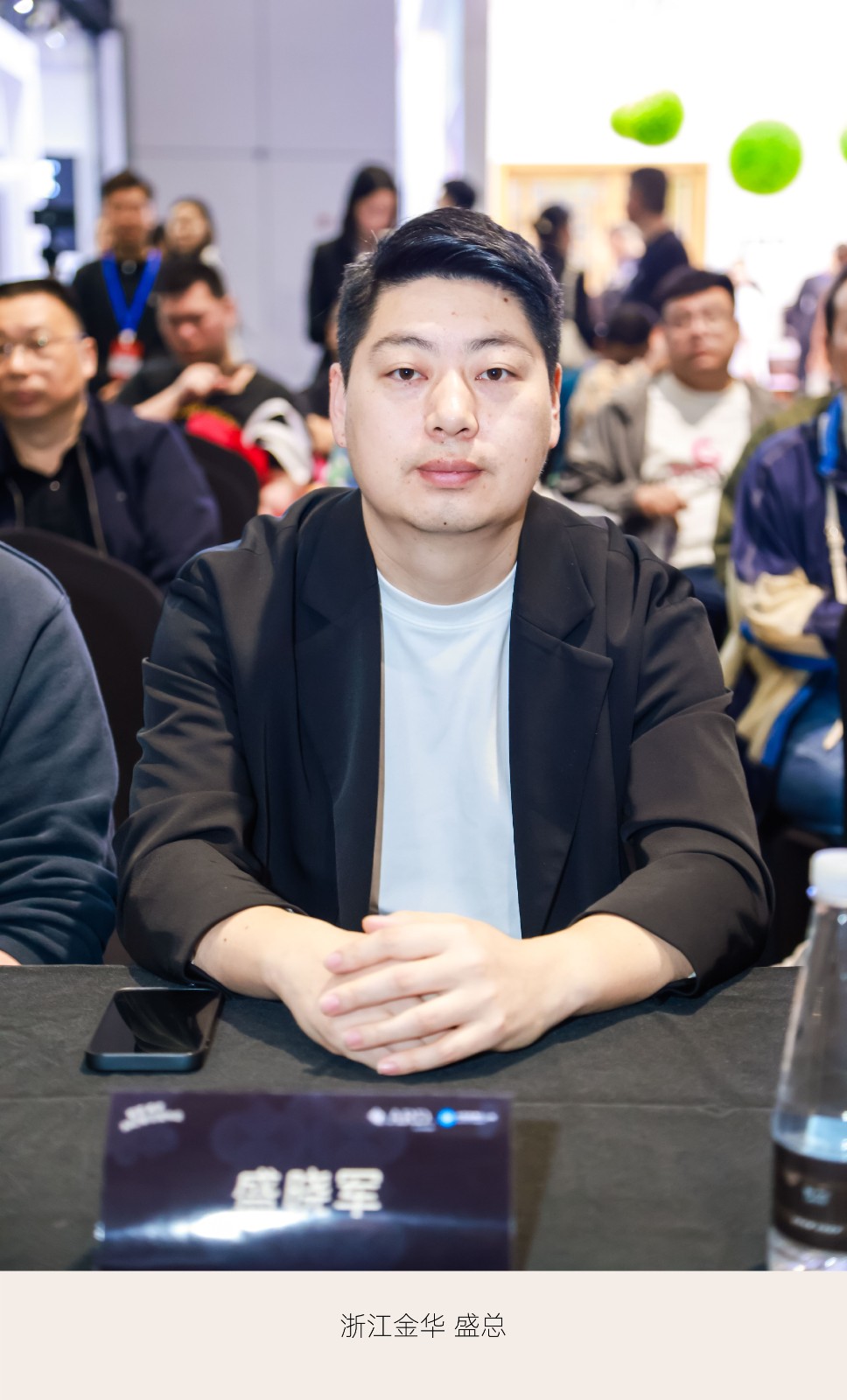 8941518.jpg