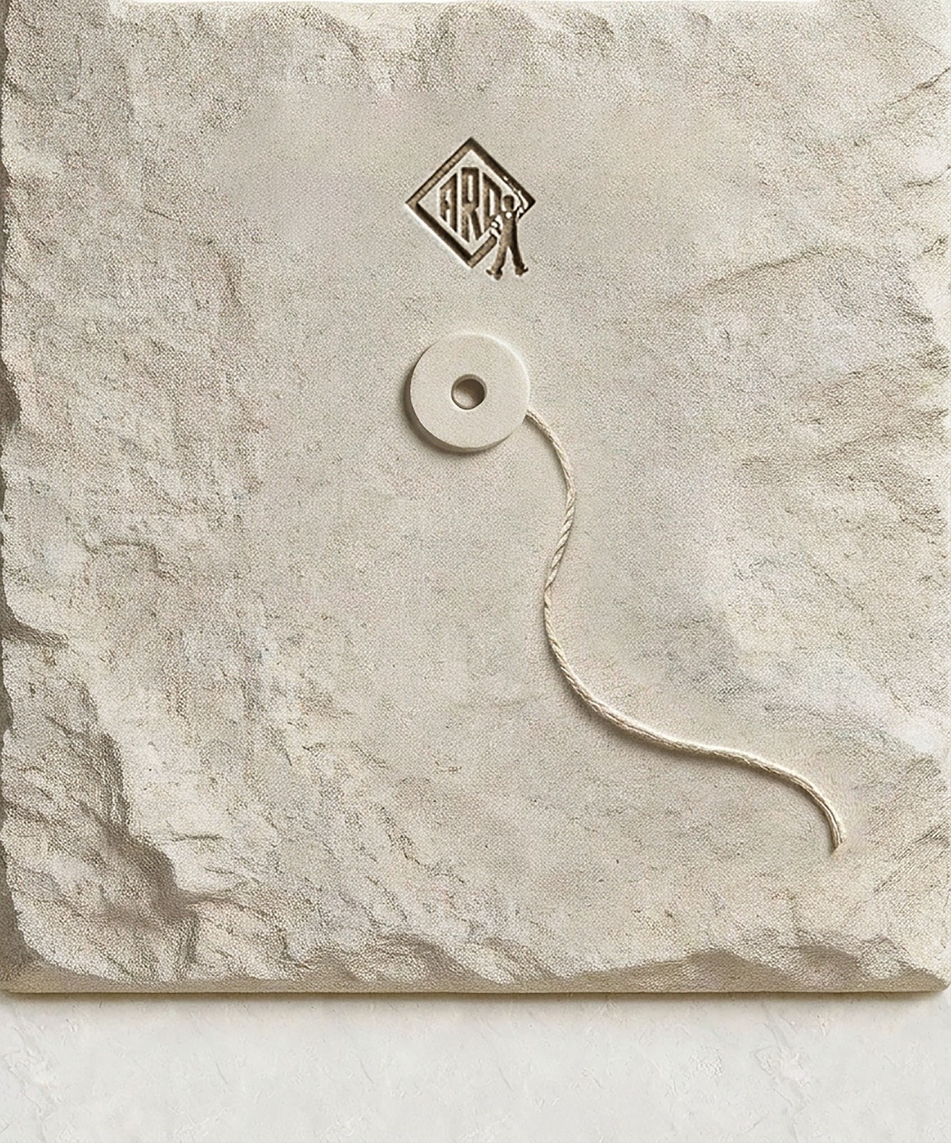 33924293.jpg